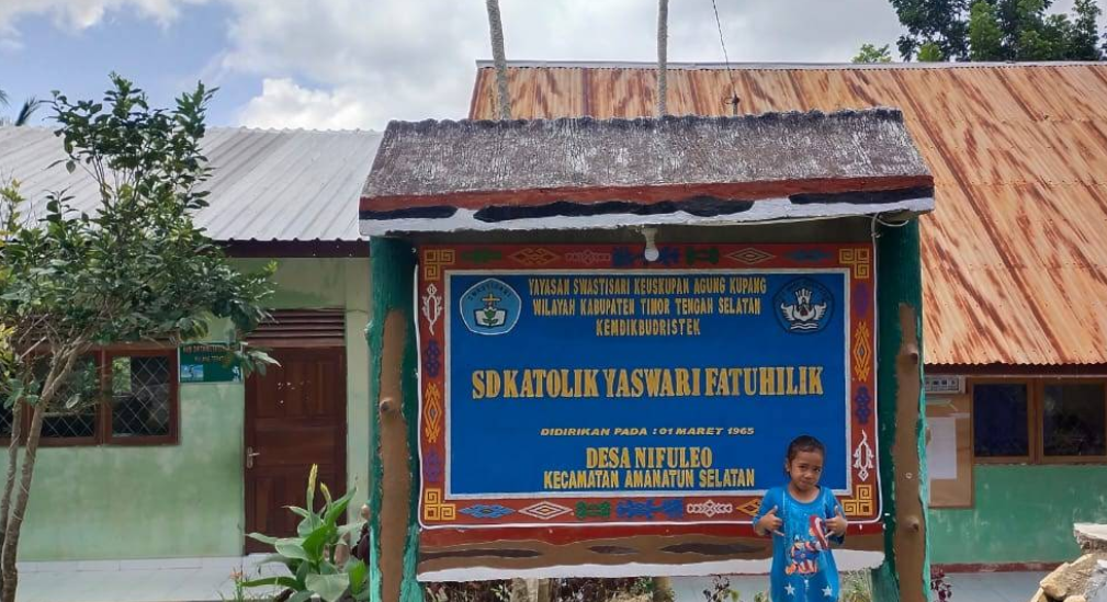 Gambar SDK Yaswari Fatuhilik